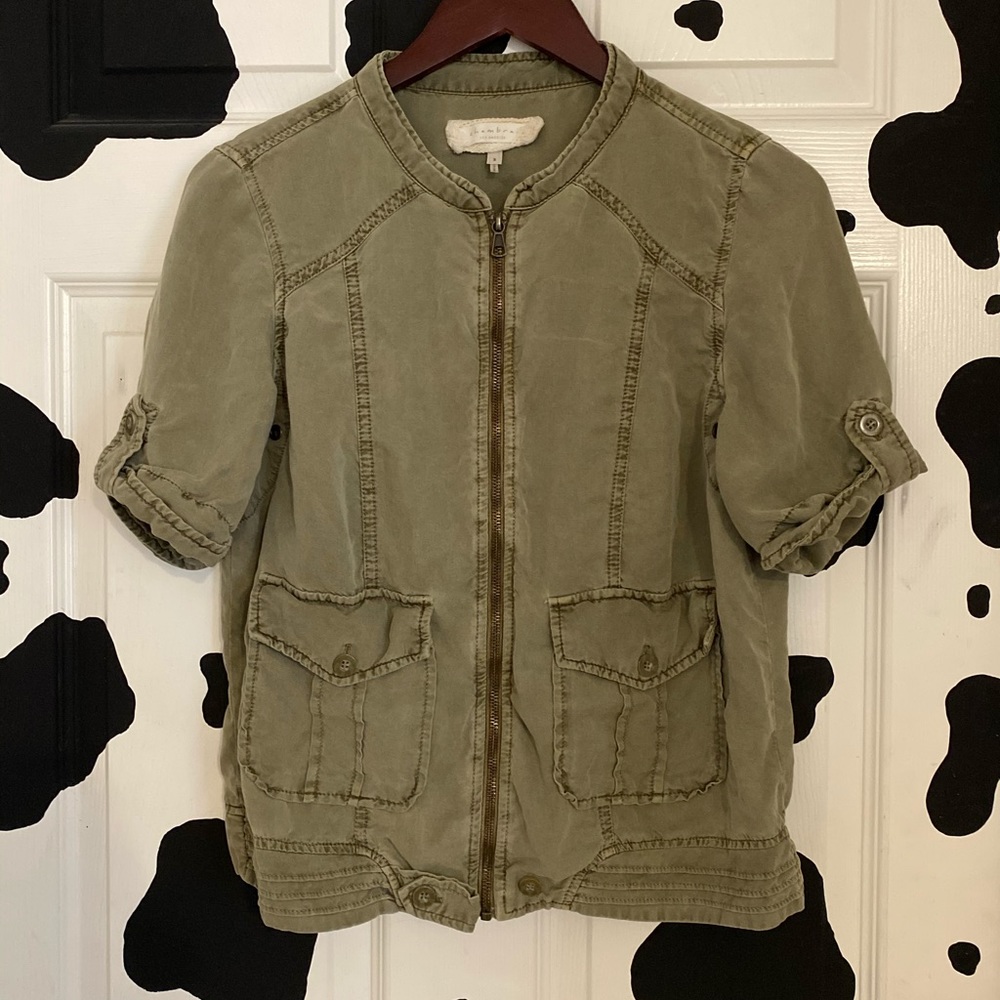 Short sleeve jacket